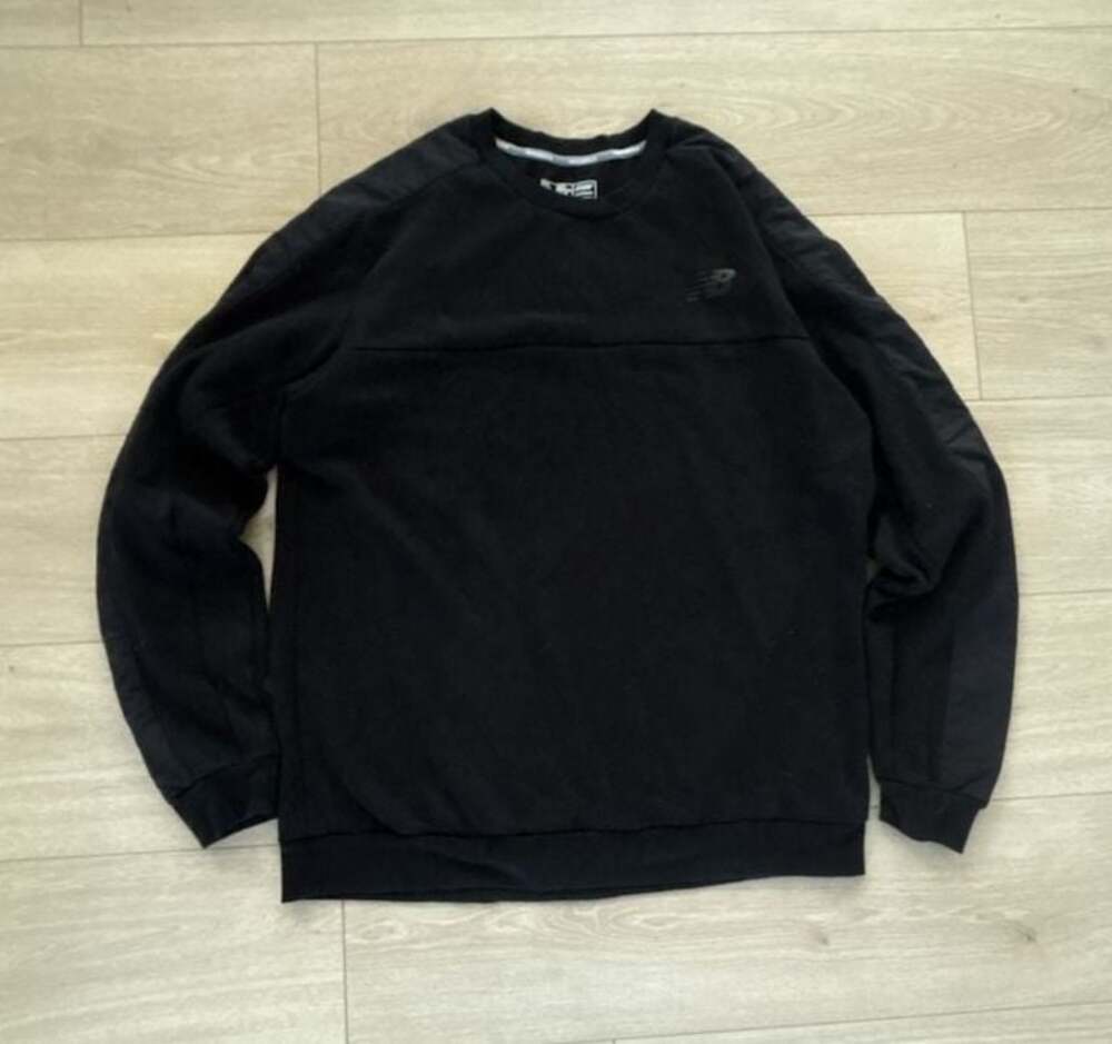 New Balance NB Dry Black Athletic Crewneck Sweatshirt